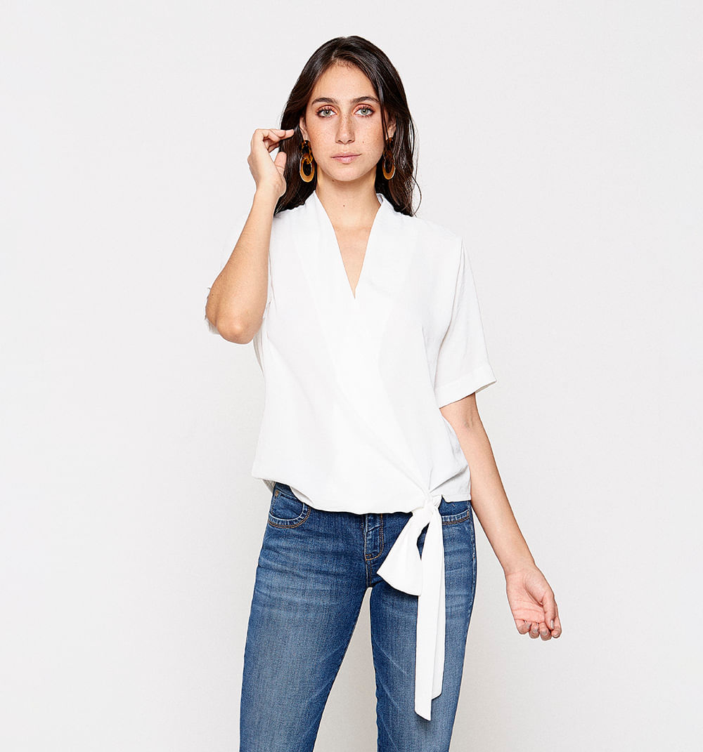 Blusa Manga Corta Cuello Enterizo Escote Studio F Mexico